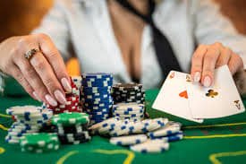 Pasar pemenang pertandingan dan babak individual di mpo max